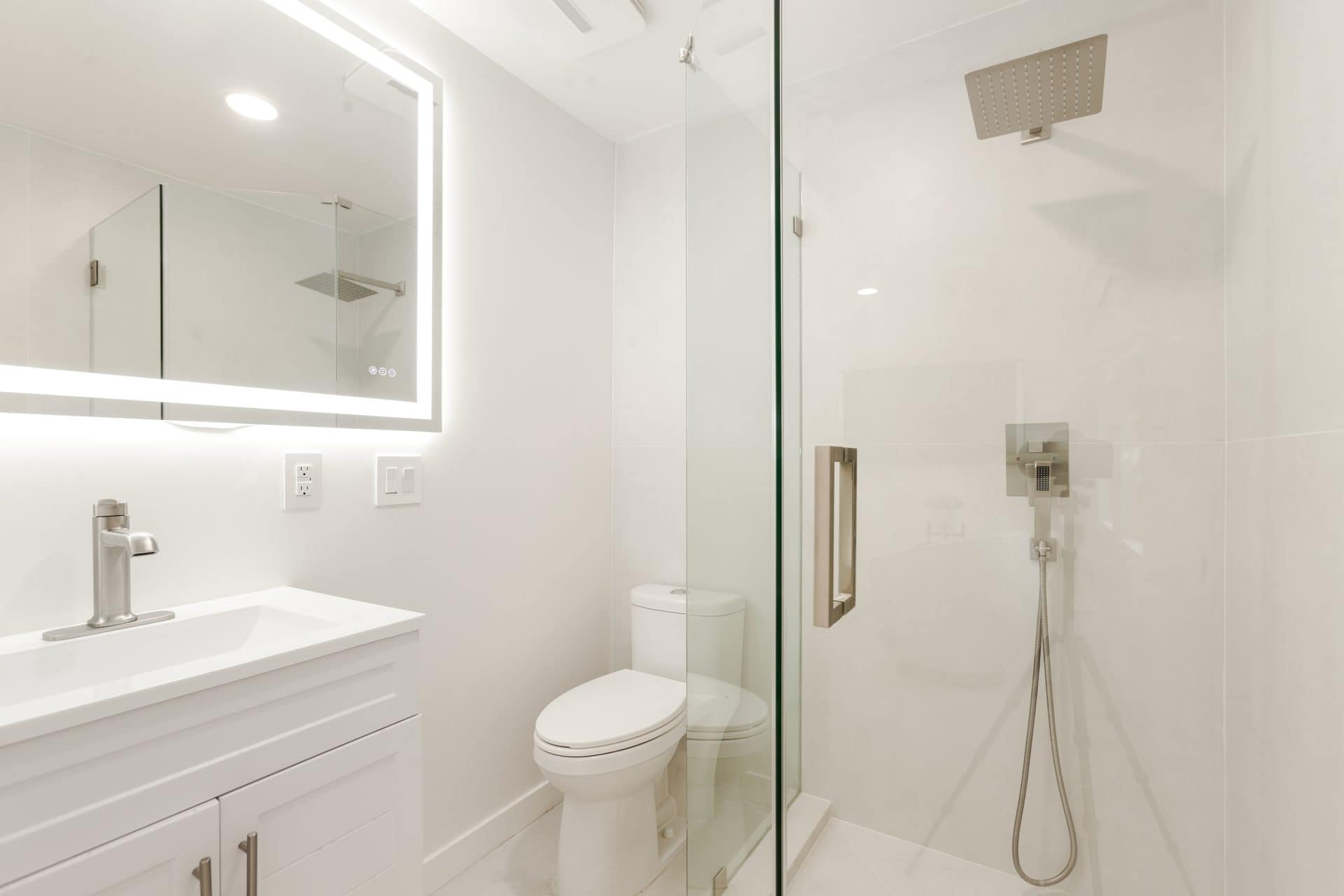 9432 Oakmore Rd guest house — luxury rental Los Angeles 90035 photo 6